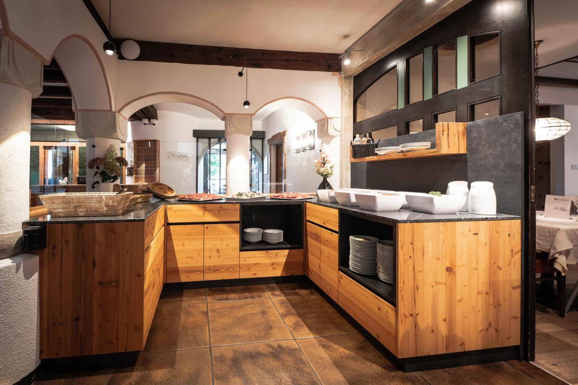 Hotel Gissbach Brunico Dış mekan fotoğraf